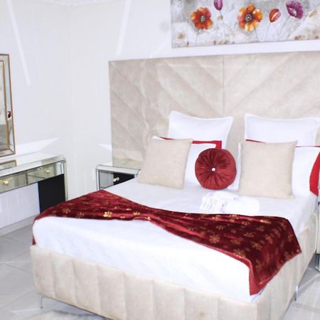 Angelocean Guest House ويتبانك المظهر الخارجي الصورة