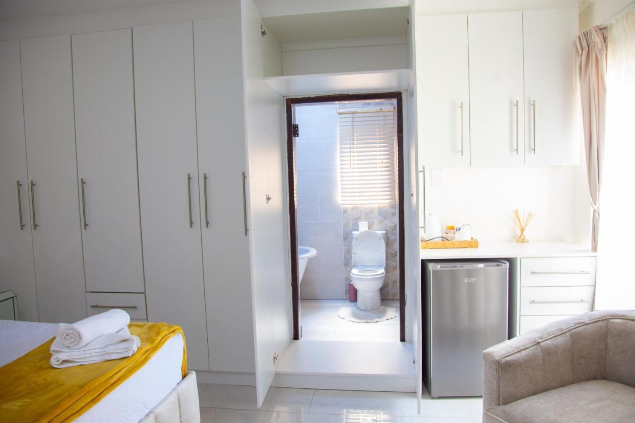 Angelocean Guest House ويتبانك المظهر الخارجي الصورة